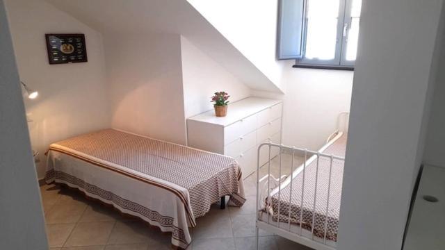 Mansarda Cavassola Apartment Finale Ligure Bagian luar foto